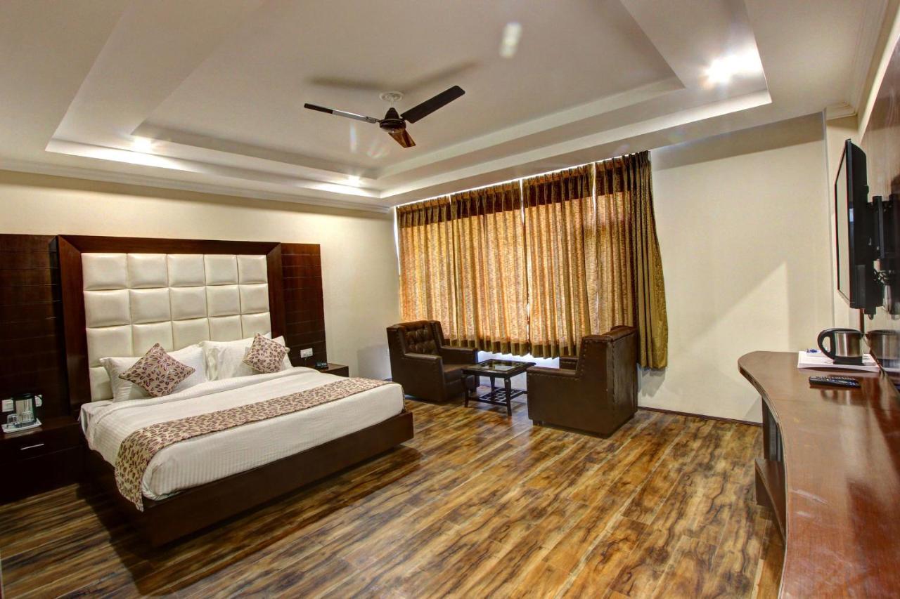 Regenta Place Green Leaf Manali- A Centrally Heated Resort Kültér fotó